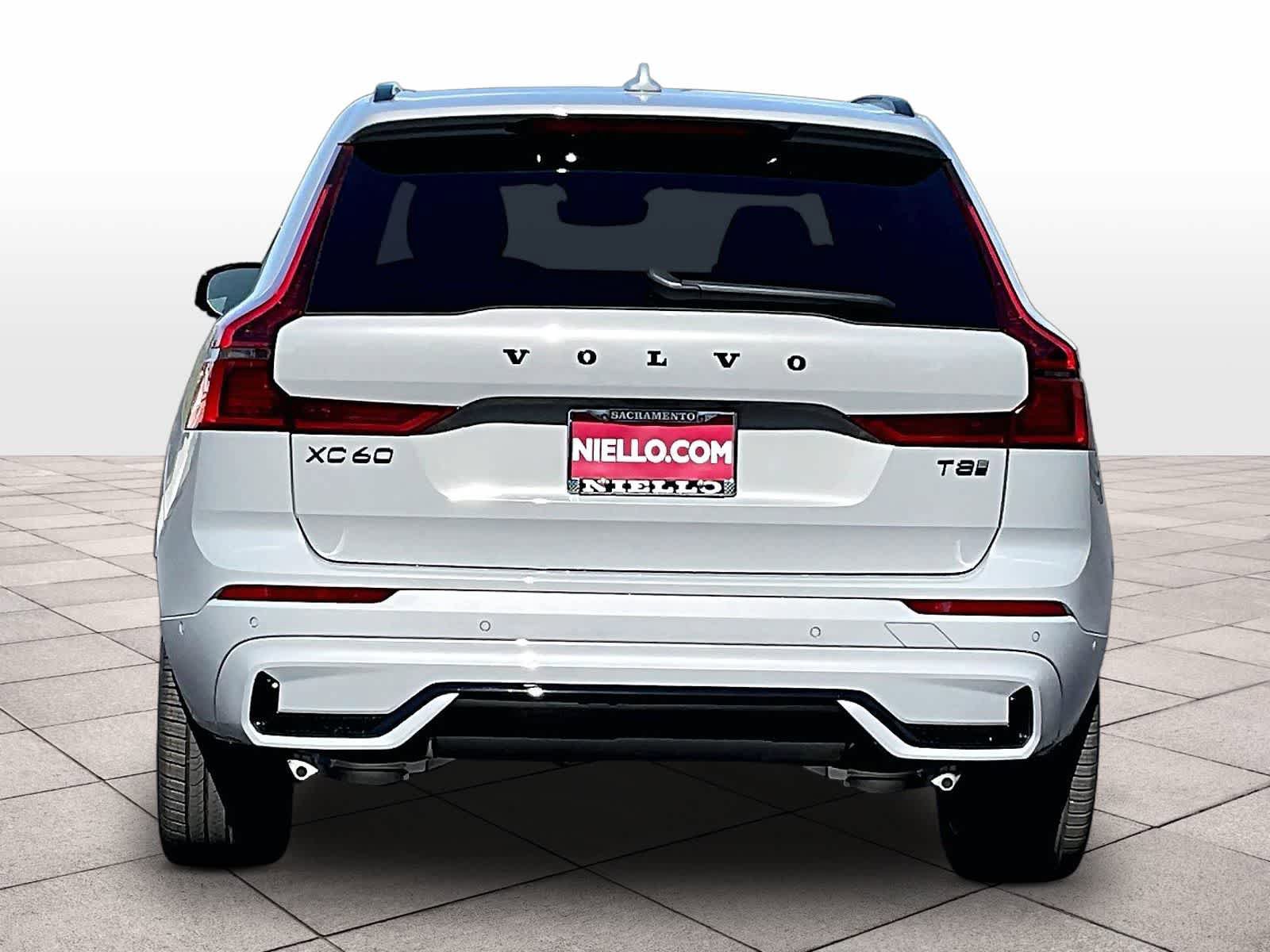 New 2026 Volvo XC60 T8 Ultra w/ Climate Package AWD/4WD image 6
