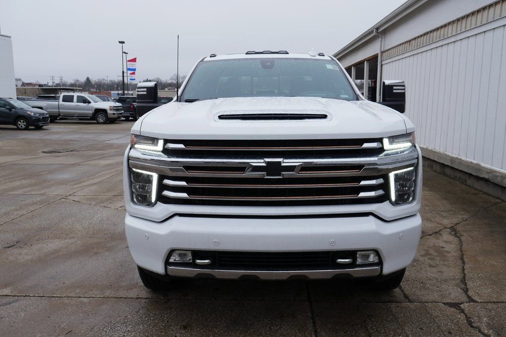 Used 2023 Chevrolet Silverado 2500 High Country w/ Technology Package image 3