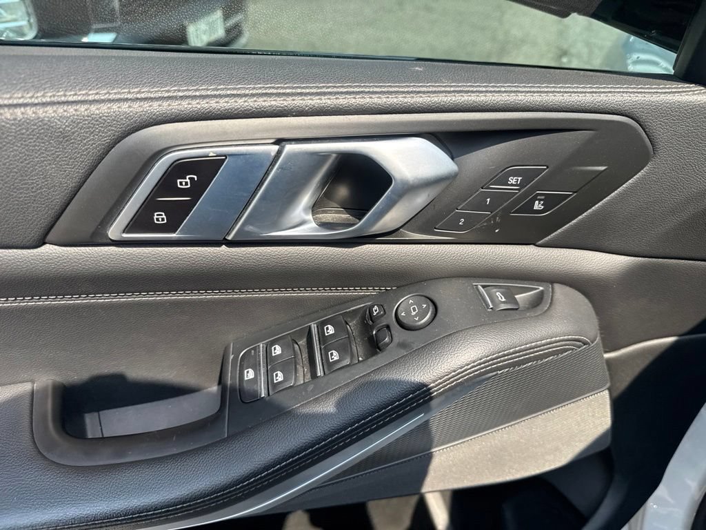Used 2020 BMW X5 M50i w/ Premium Enhanced Package AWD/4WD image 35