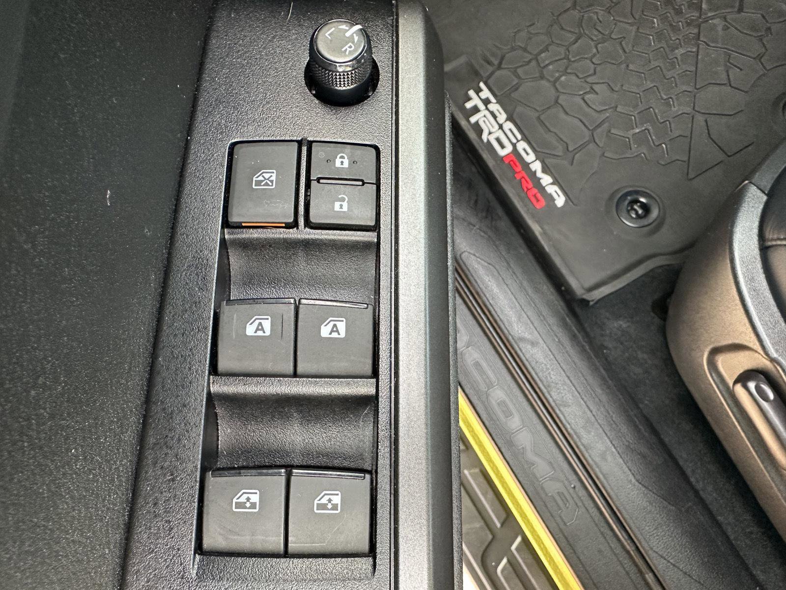 Certified 2022 Toyota Tacoma TRD Pro image 18