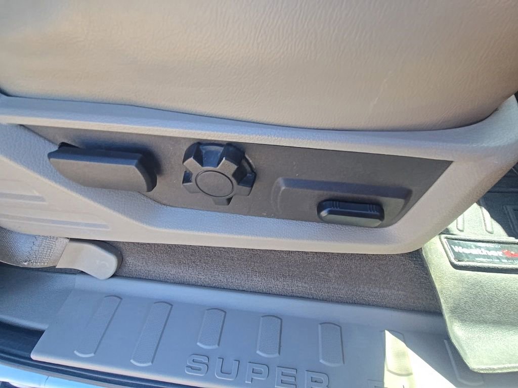 Used 2010 Ford F350 Lariat AWD/4WD image 29