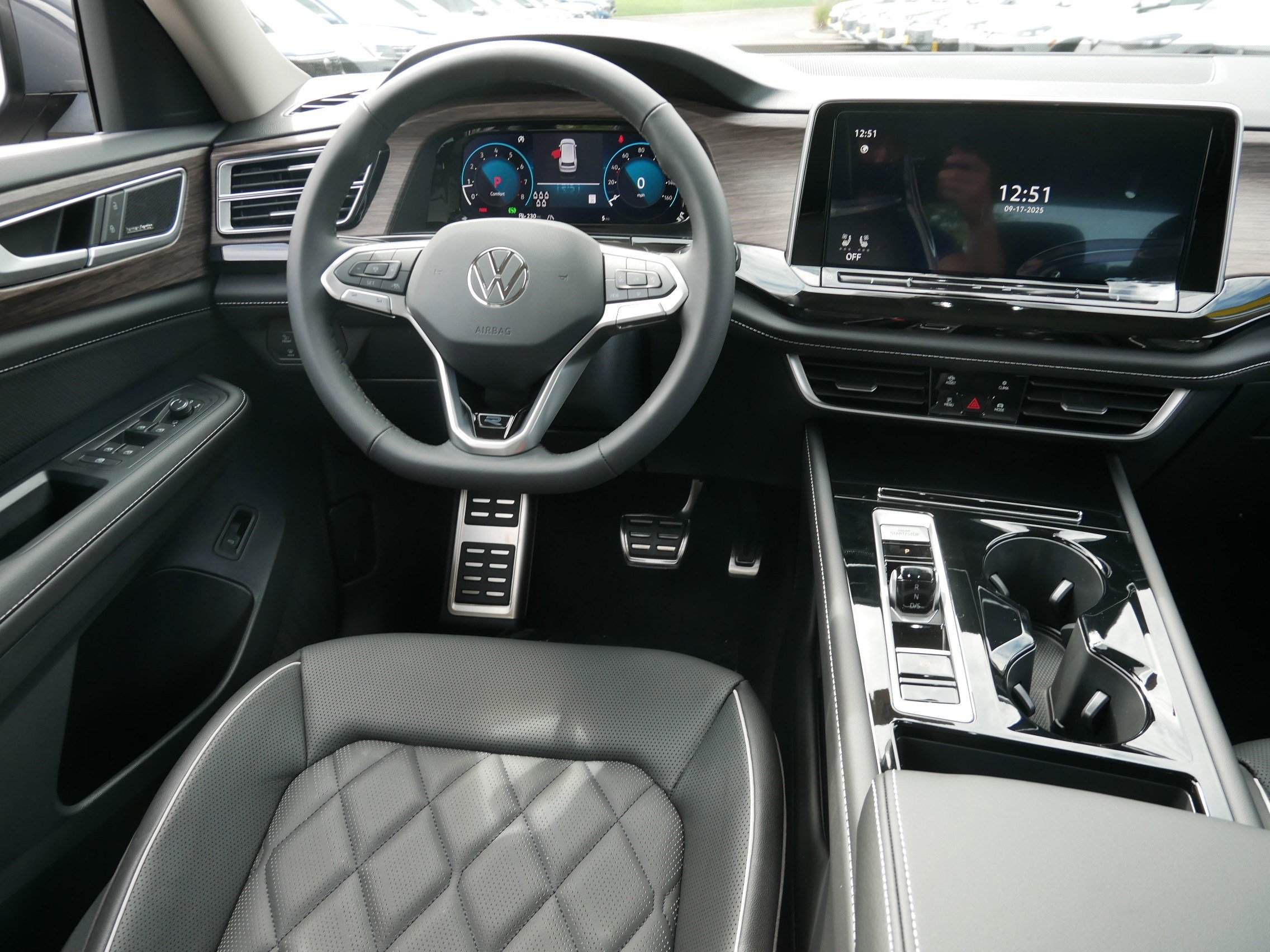 New 2026 Volkswagen Atlas SEL Premium R-Line image 12