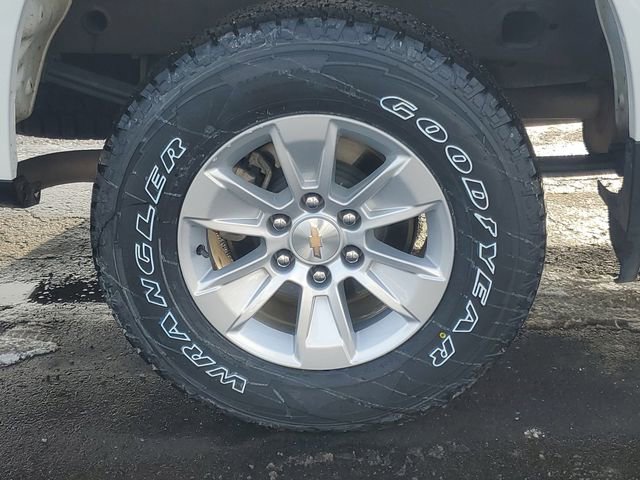 Used 2025 Chevrolet Silverado 1500 LT image 6