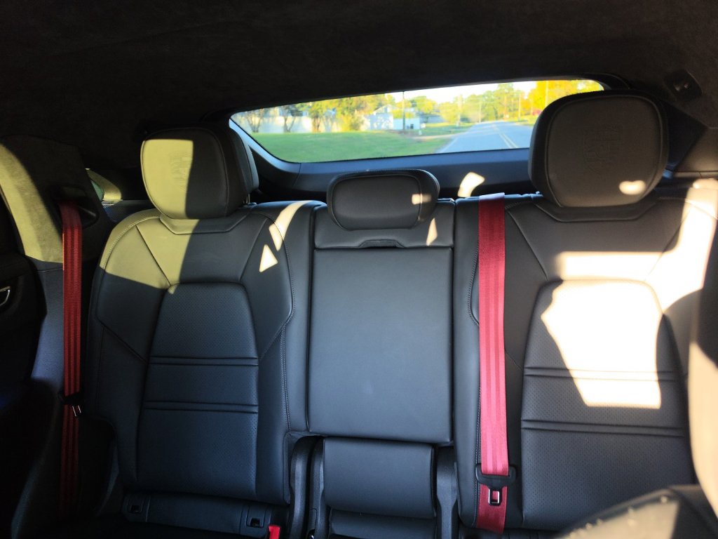 Used 2023 Porsche Cayenne GTS AWD/4WD image 10