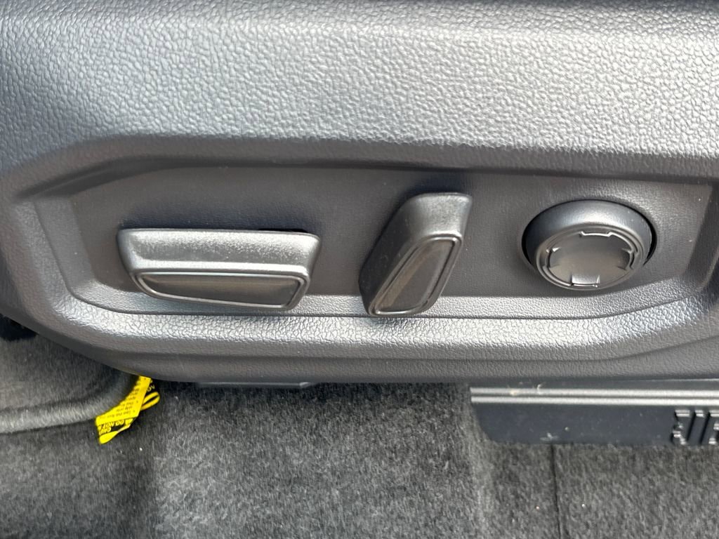 Used 2025 Toyota Sequoia Capstone image 10