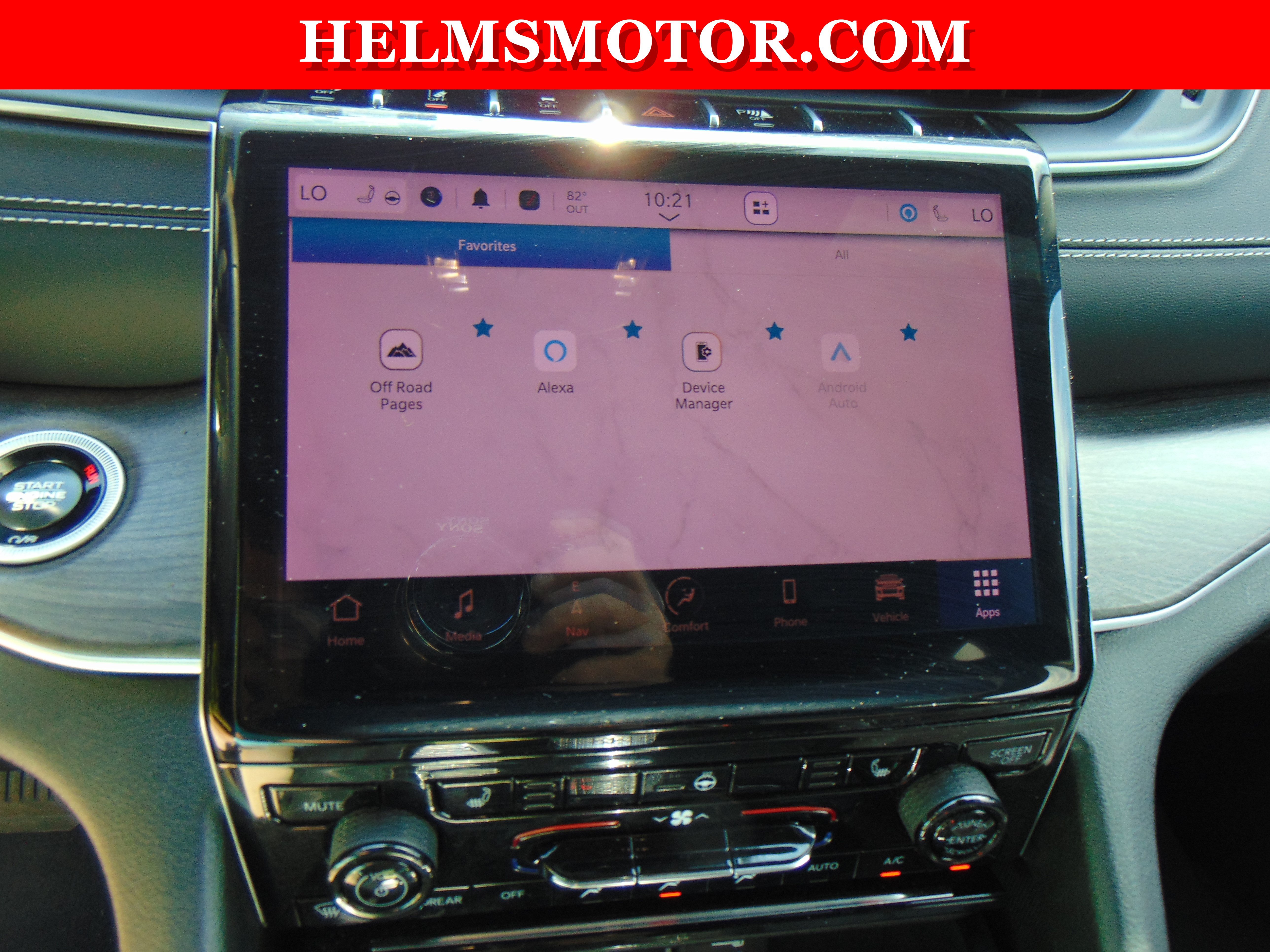 Certified 2024 Jeep Grand Cherokee Limited AWD/4WD image 33