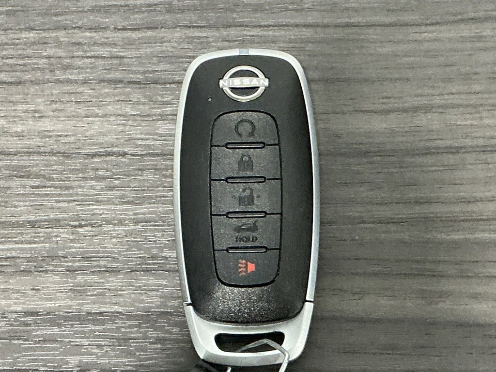 Used 2025 Nissan Murano SV image 31