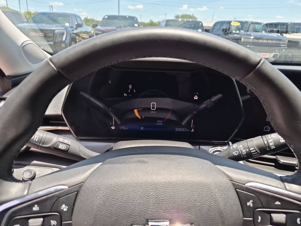 Used 2024 Chevrolet Trax ACTIV w/ Sunroof Package FWD image 25