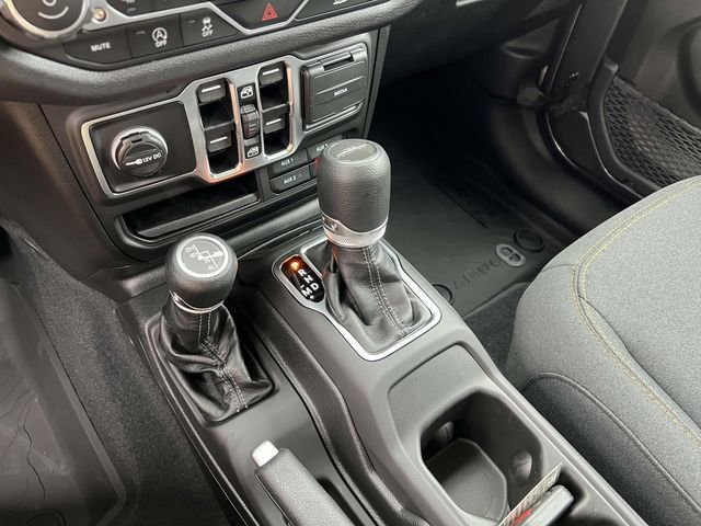 New 2025 Jeep Gladiator Sport image 23