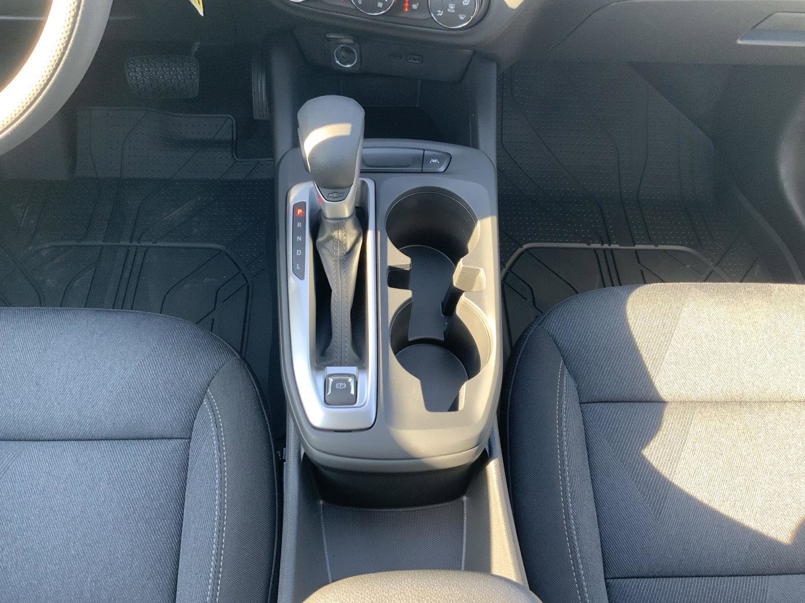 New 2026 Chevrolet Trax LS w/ LS Convenience Package FWD image 42