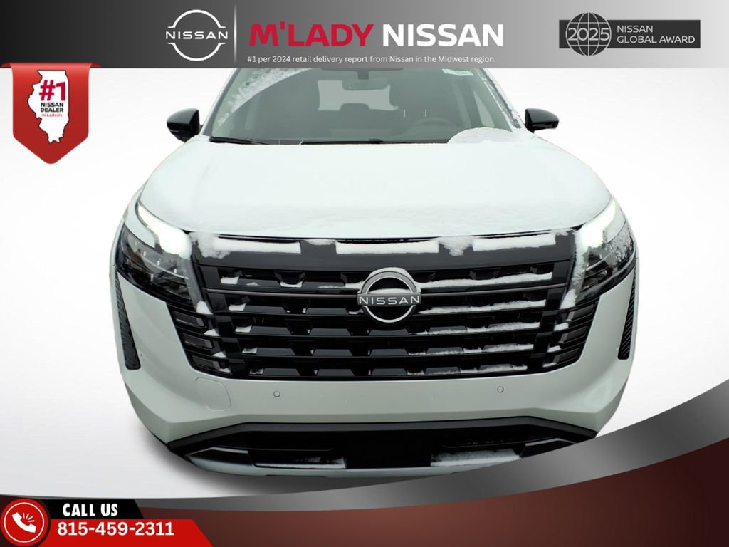 New 2026 Nissan Pathfinder SL image 2