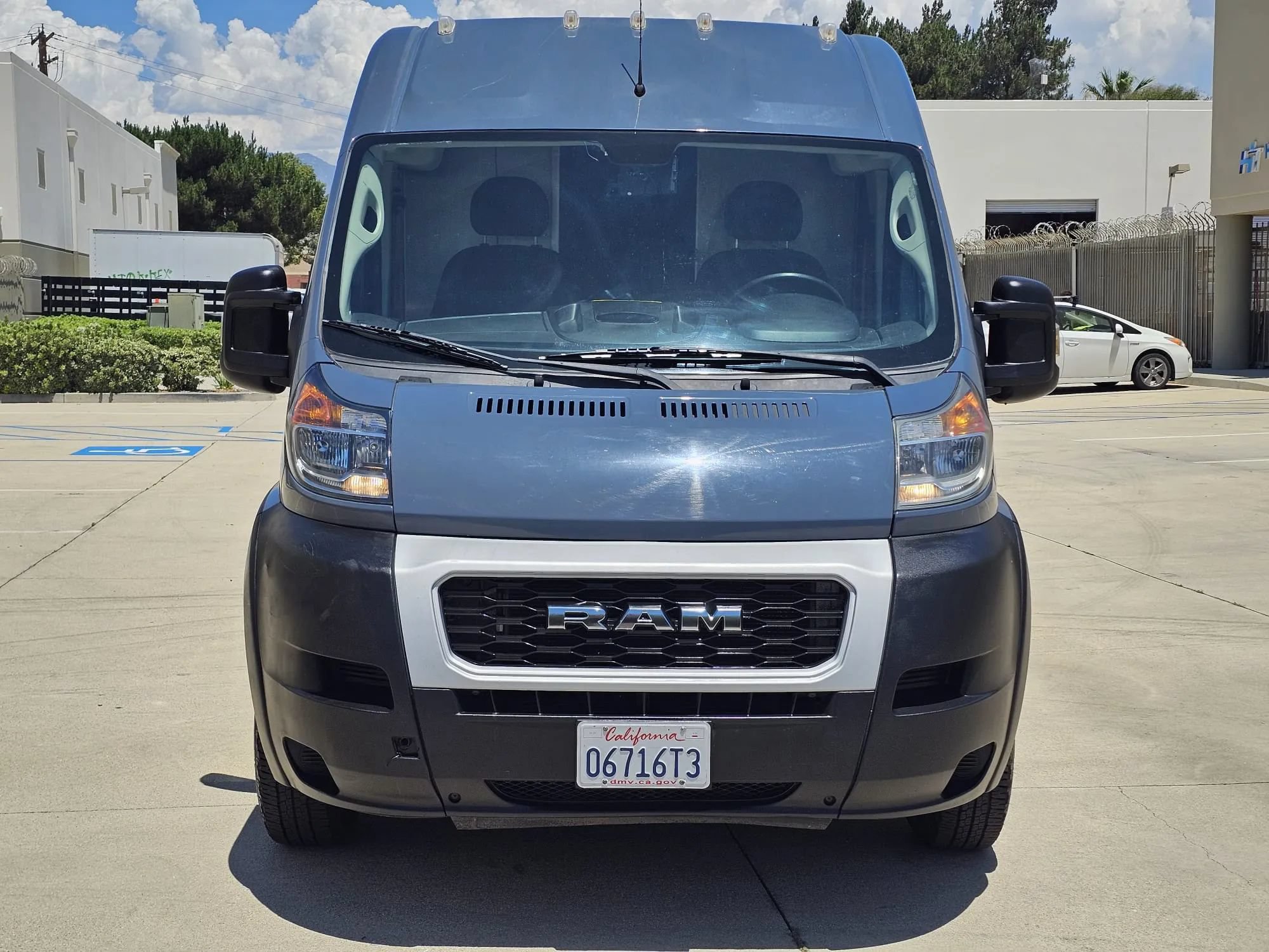 Used 2020 RAM ProMaster 3500 FWD image 2