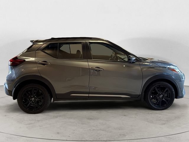 Certified 2023 Nissan Kicks SR FWD image 6