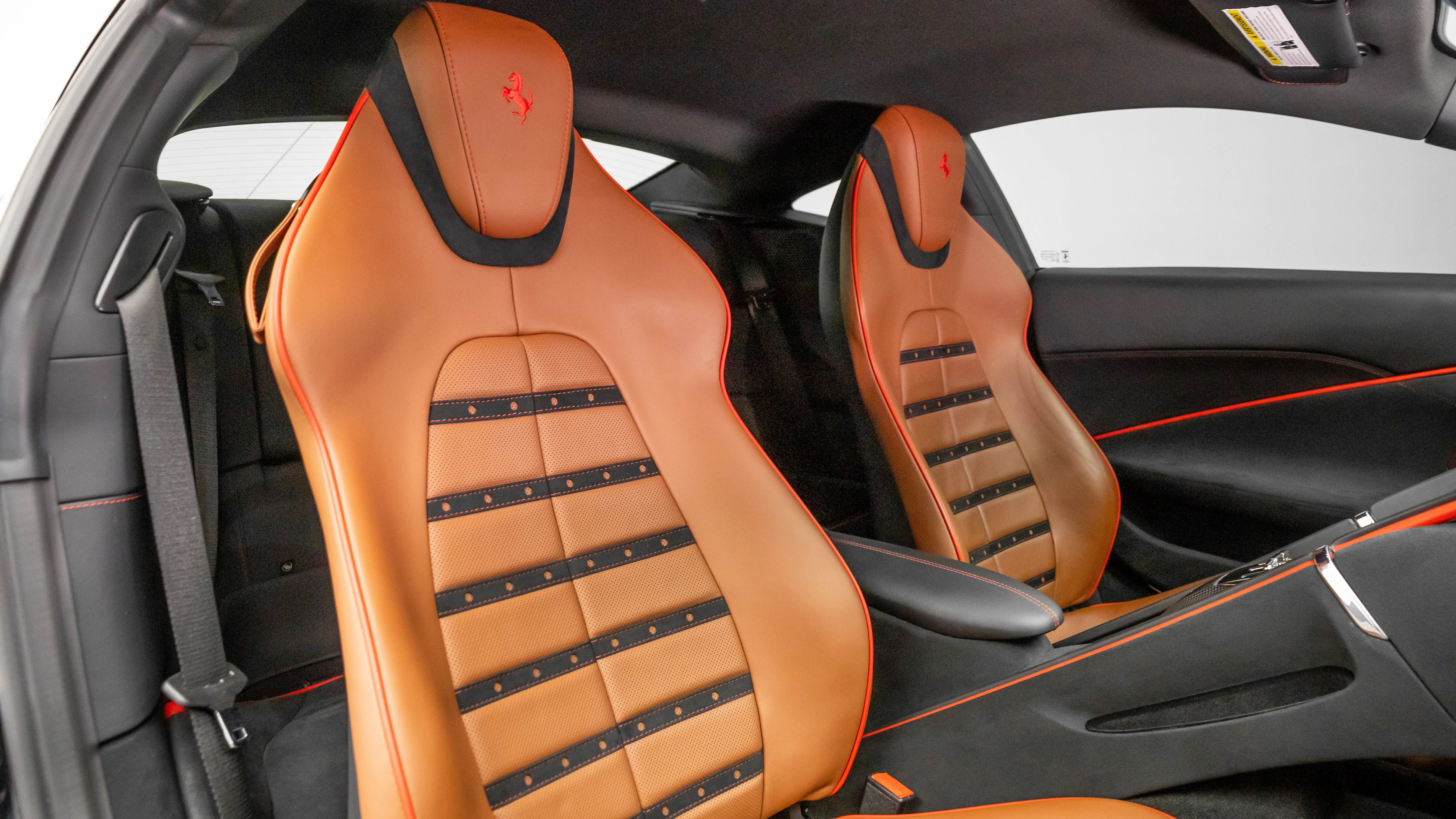 Used 2021 Ferrari Roma RWD image 48