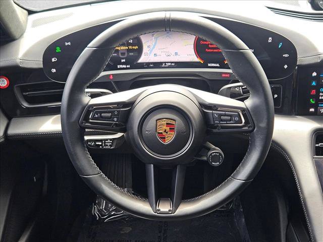 Used 2022 Porsche Taycan GTS AWD/4WD image 14