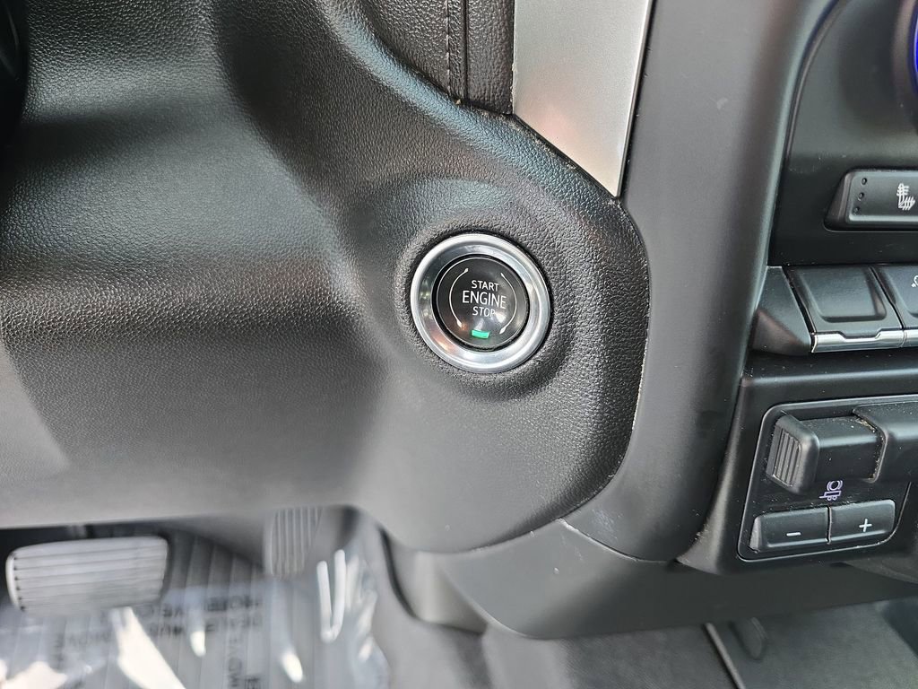 Certified 2020 Chevrolet Silverado 1500 LT w/ True North Edition image 18