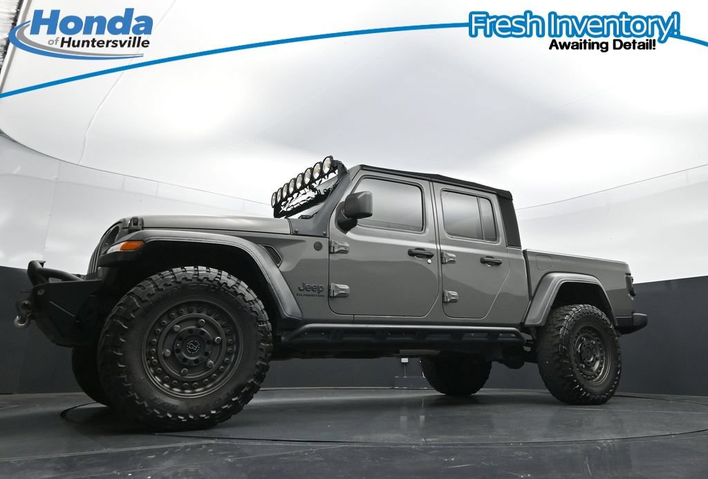 Used 2020 Jeep Gladiator Sport w/ Quick Order Package 24S AWD/4WD image 29