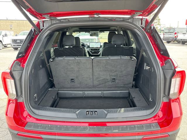 Certified 2025 Ford Explorer ST image 16