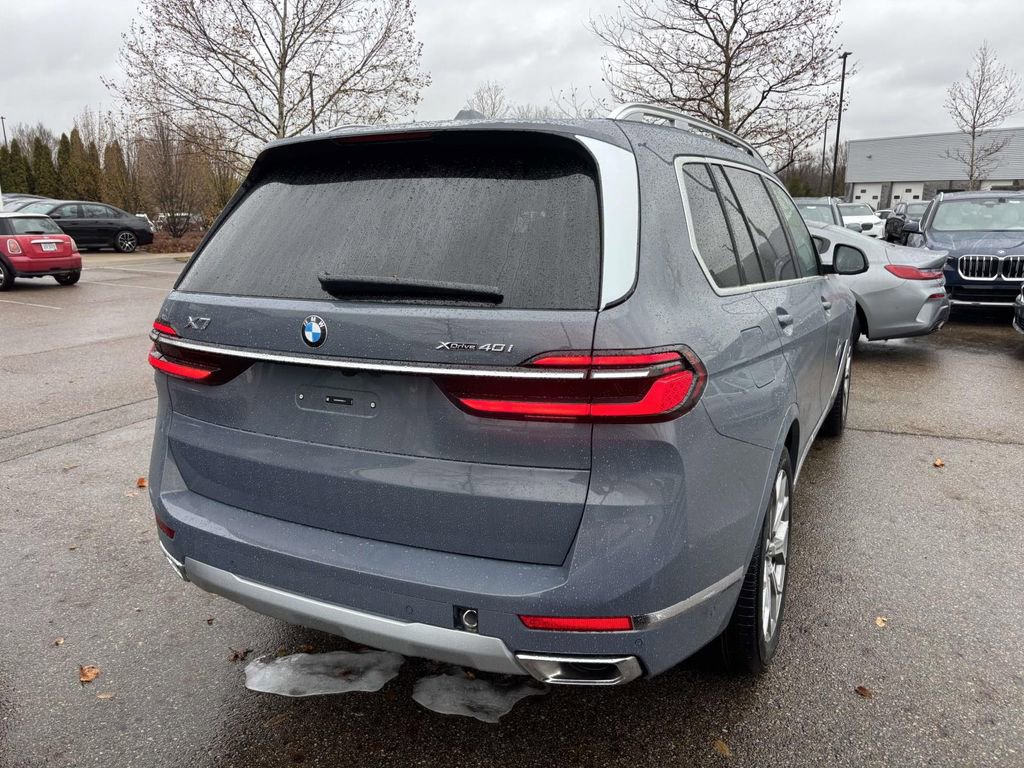 New 2026 BMW X7 xDrive40i w/ Executive Package image 7