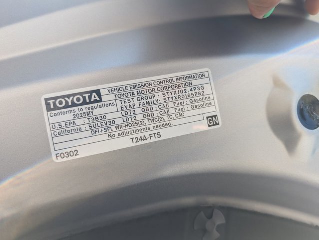 Certified 2025 Toyota Highlander LE image 20