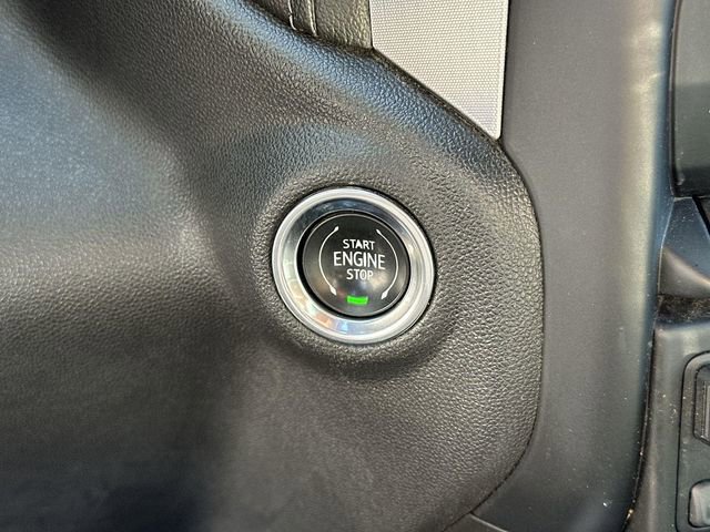 Used 2020 GMC Sierra 1500 SLT w/ SLT Premium Package image 16