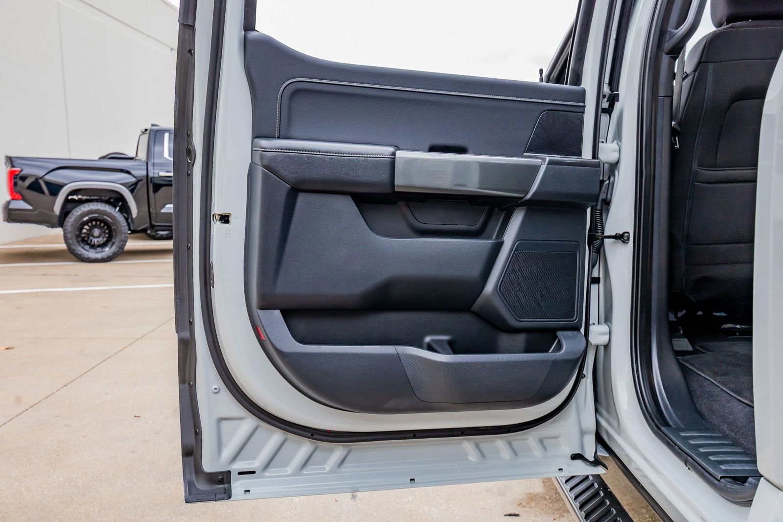 Used 2023 Ford F150 XLT w/ Equipment Group 302A High AWD/4WD image 39