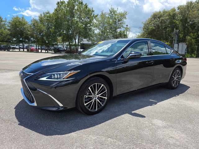Used 2025 Lexus ES 350 w/ Premium Package FWD image 7