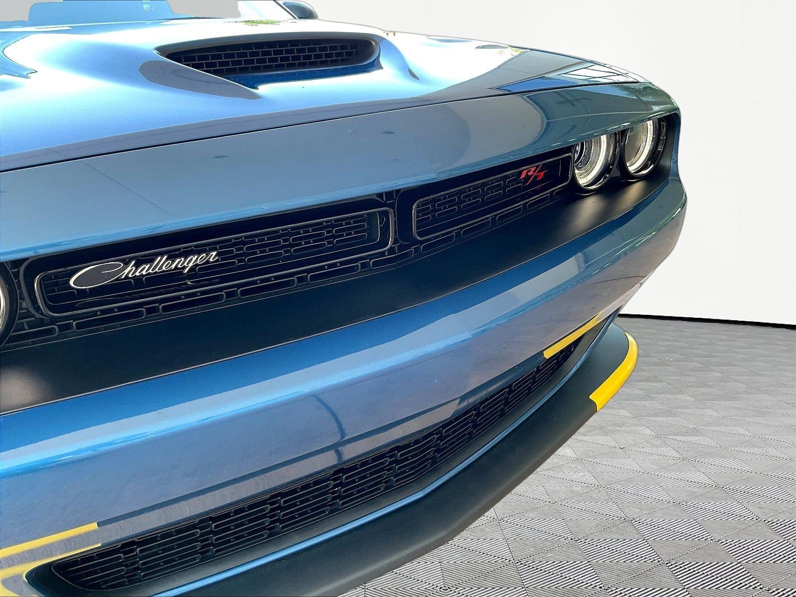Used 2023 Dodge Challenger R/T Scat Pack RWD image 33