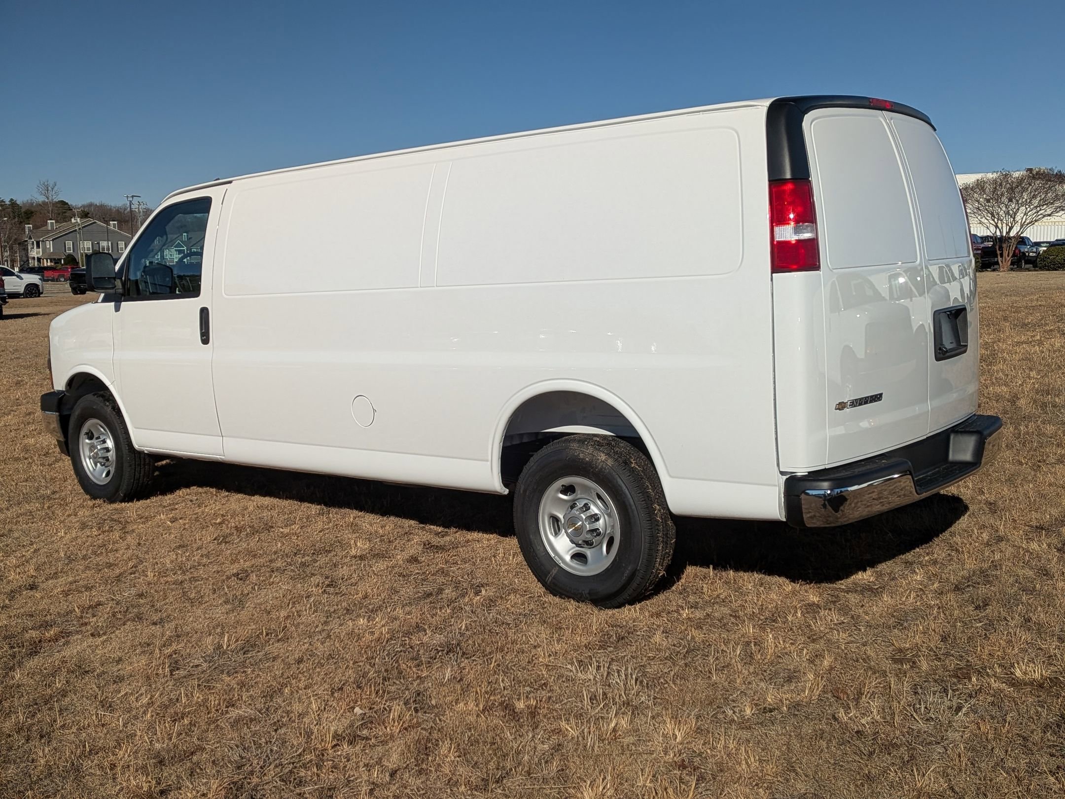 New 2025 Chevrolet Express 3500 Extended w/ Driver Convenience Package image 6