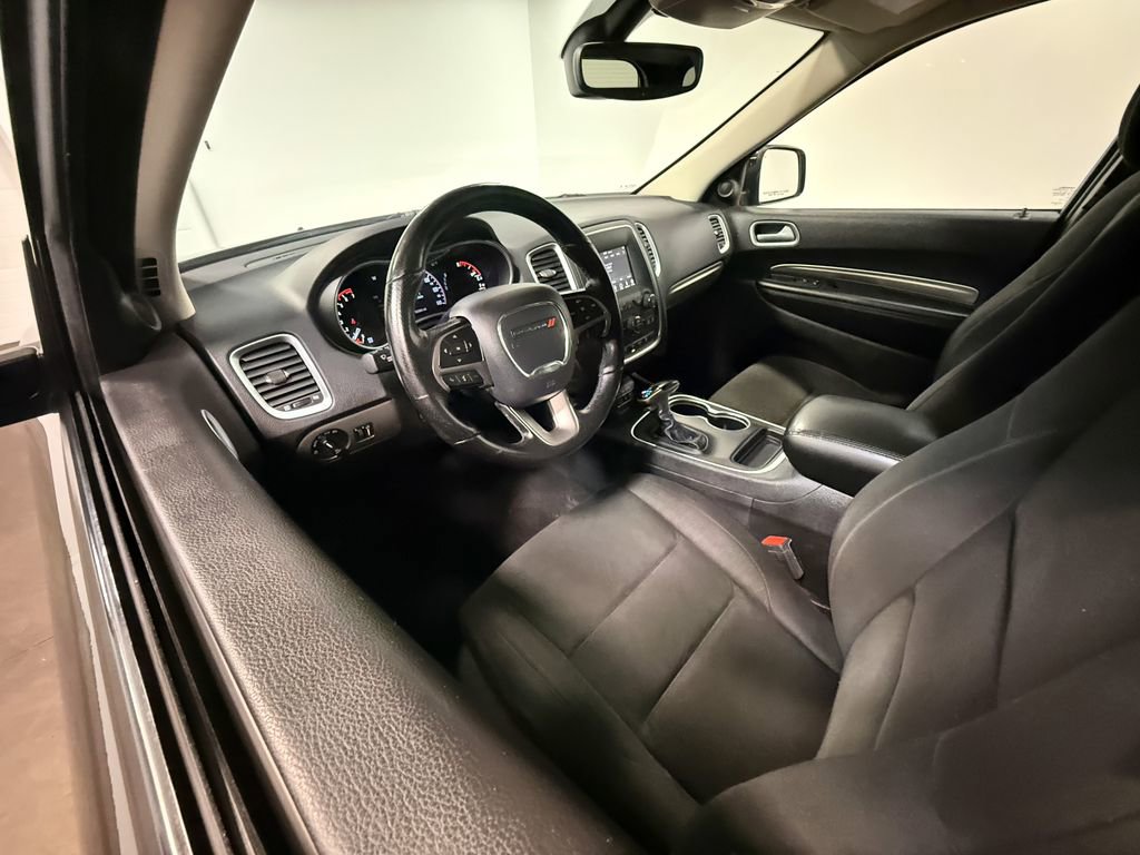 Used 2020 Dodge Durango SXT AWD/4WD image 2