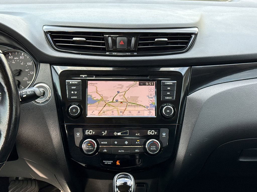 Used 2022 Nissan Rogue Sport SL image 14