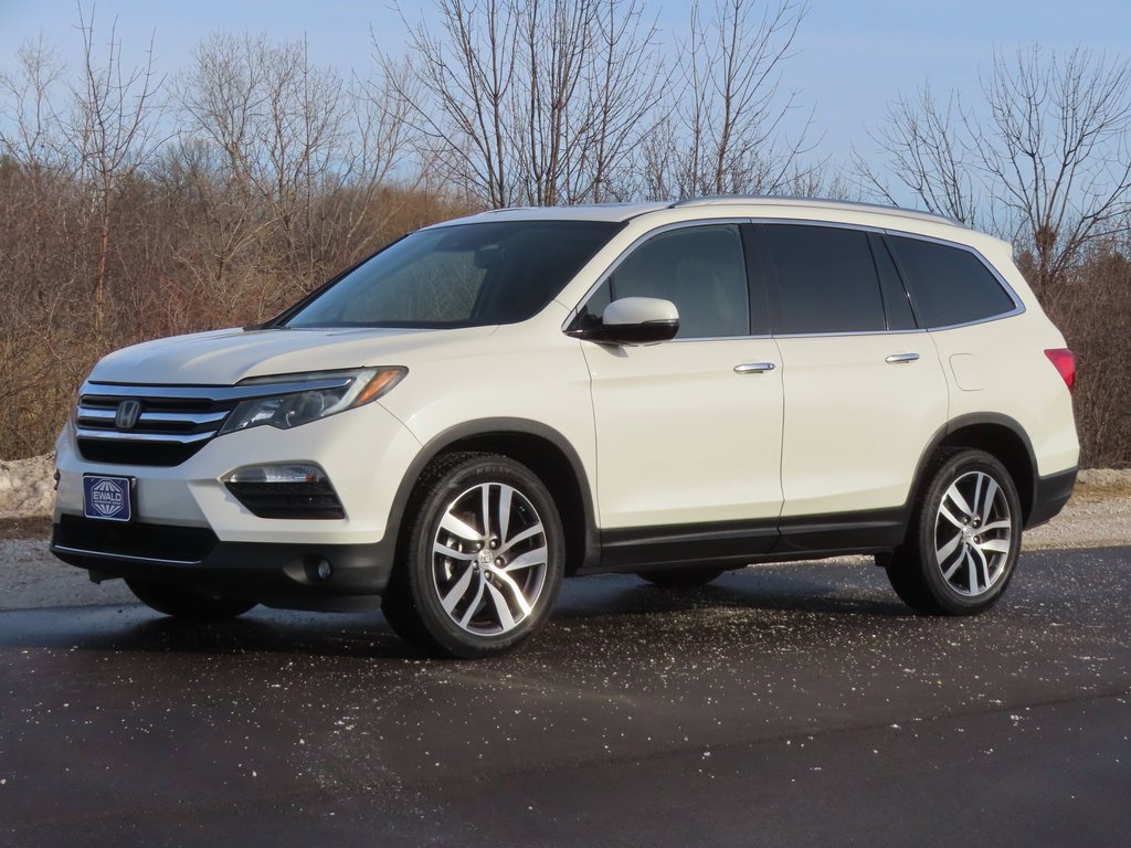 Used 2017 Honda Pilot Touring image 27