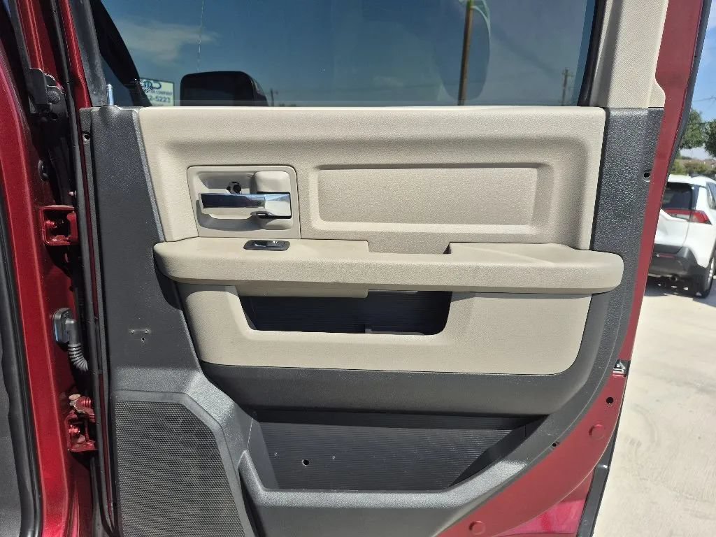 Used 2018 RAM 2500 Laramie w/ Sport Appearance Group AWD/4WD image 21