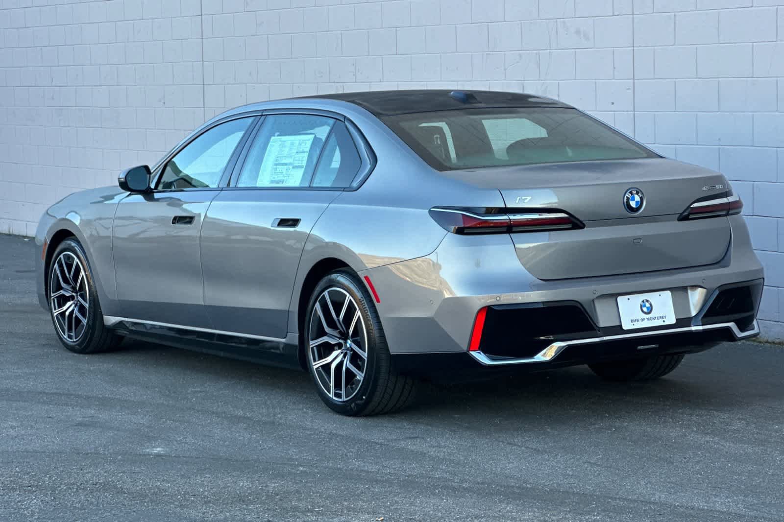 New 2025 BMW i7 eDrive50 w/ M Sport Package RWD image 6