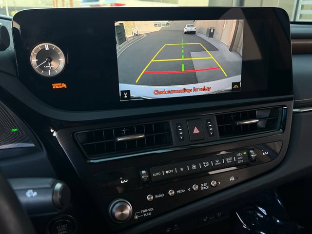 Used 2024 Lexus ES 350 w/ Premium Package FWD image 31