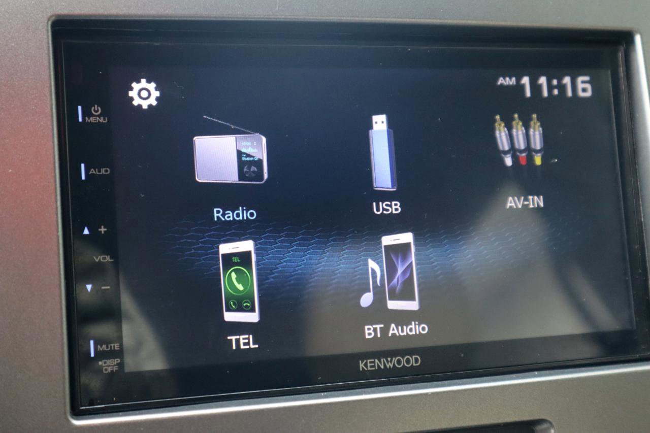 Used 2017 Ford Explorer XLT image 66