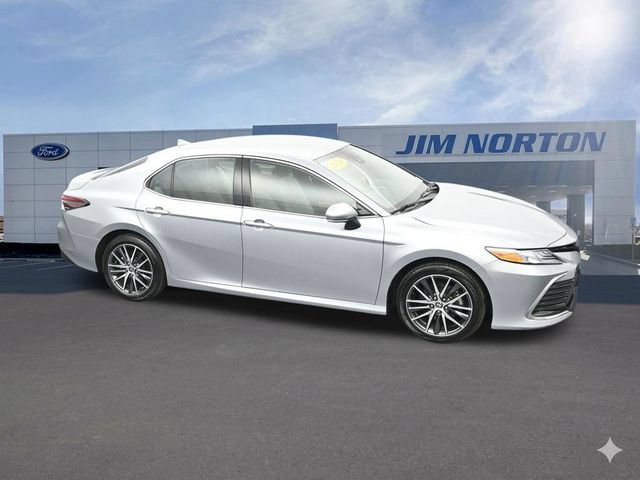 Used 2024 Toyota Camry XLE FWD image 61