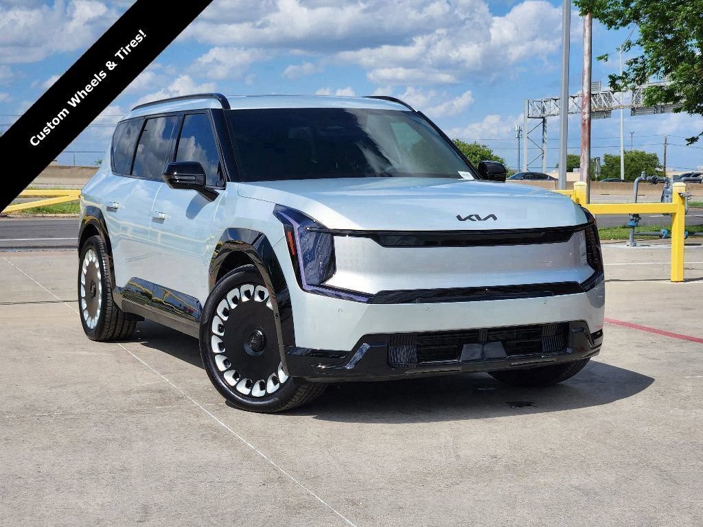 New 2026 Kia EV9 Land w/ Nightfall Edition Package AWD/4WD image 23