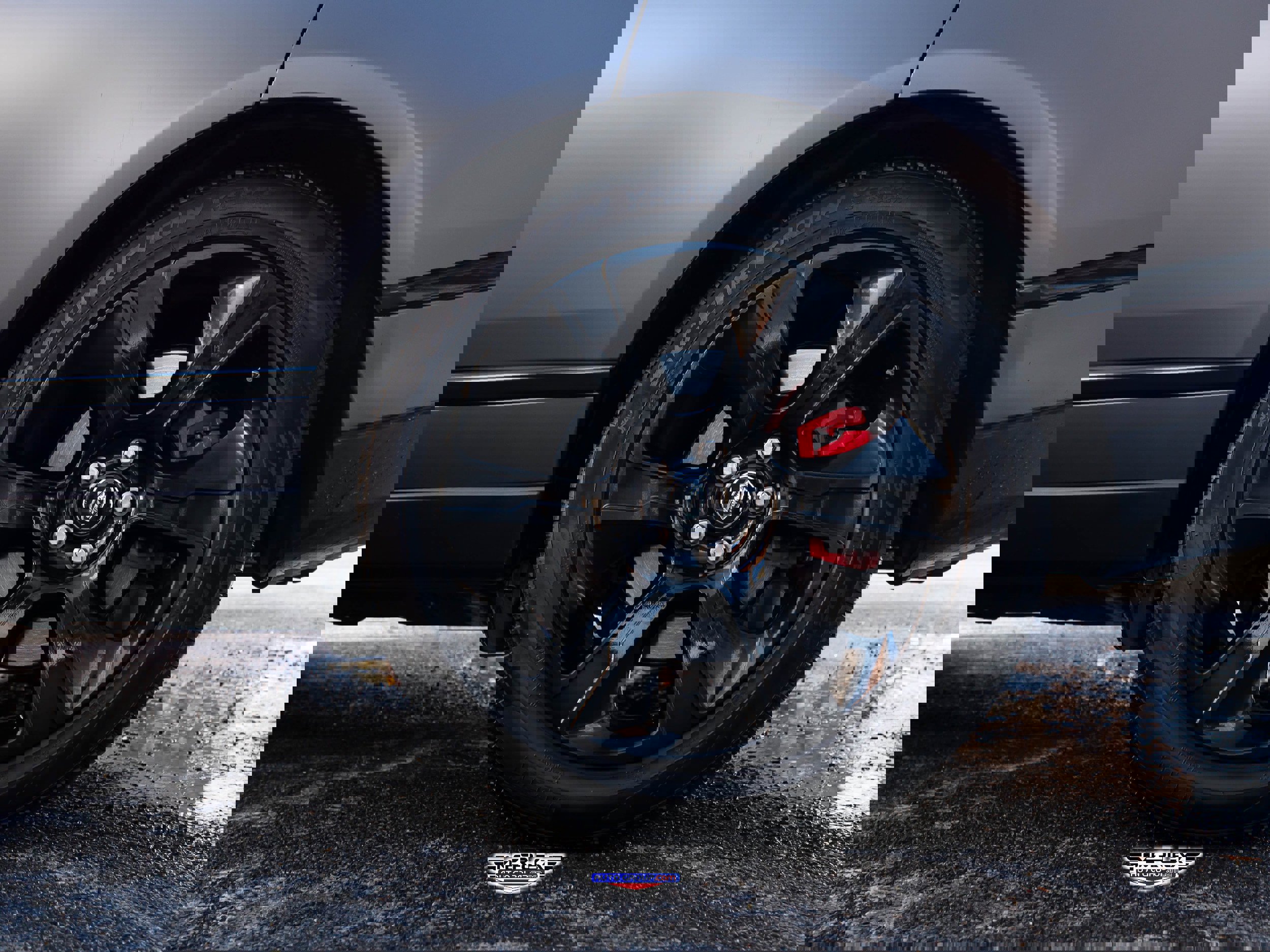 Used 2020 Land Rover Range Rover Long Wheelbase HSE image 12