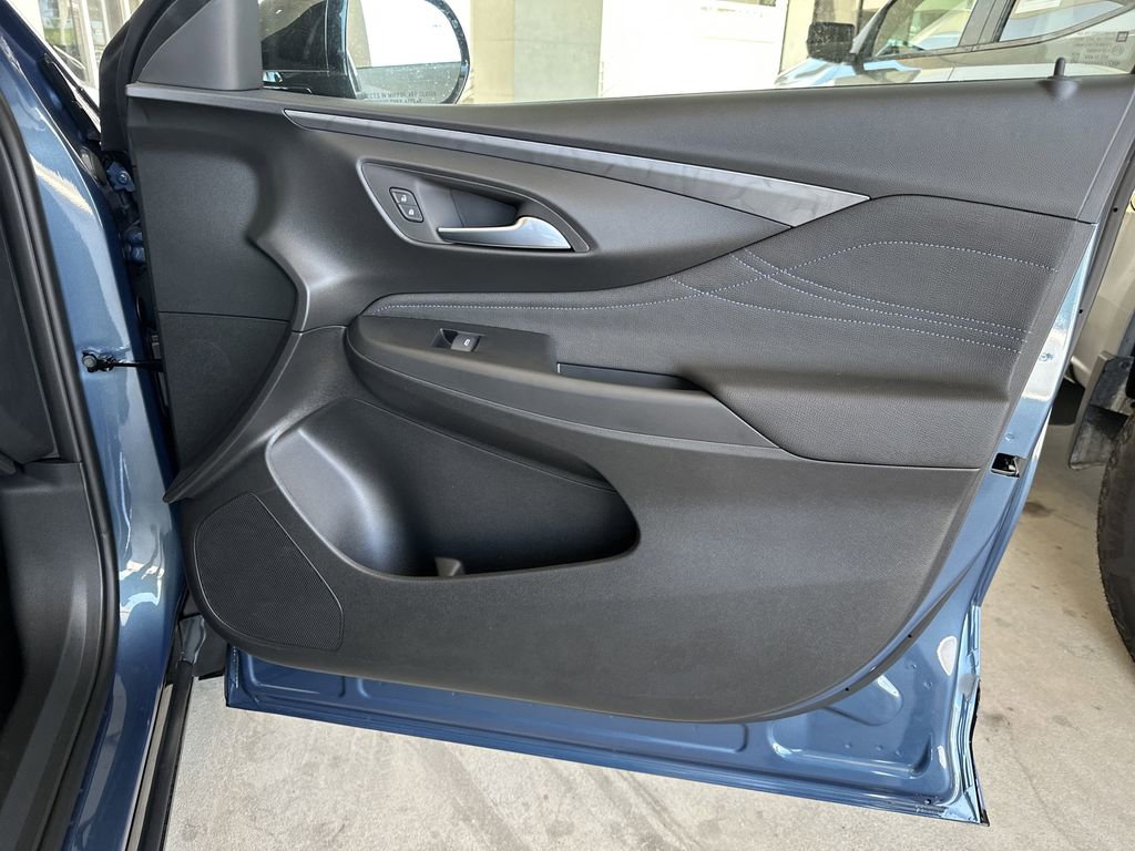 New 2026 Buick Envista Sport Touring w/ Convenience I Package FWD image 36