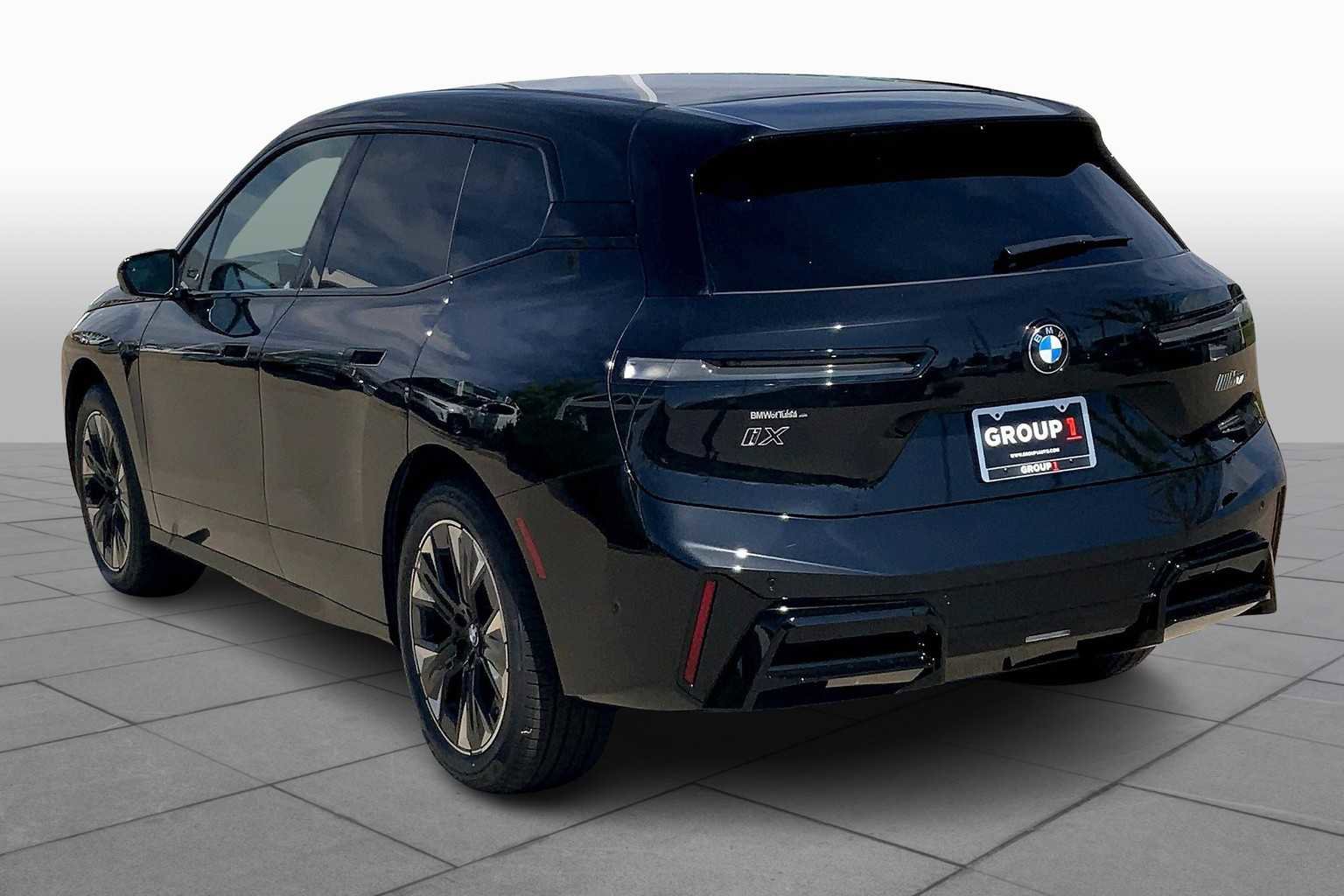 New 2026 BMW iX M70 image 11