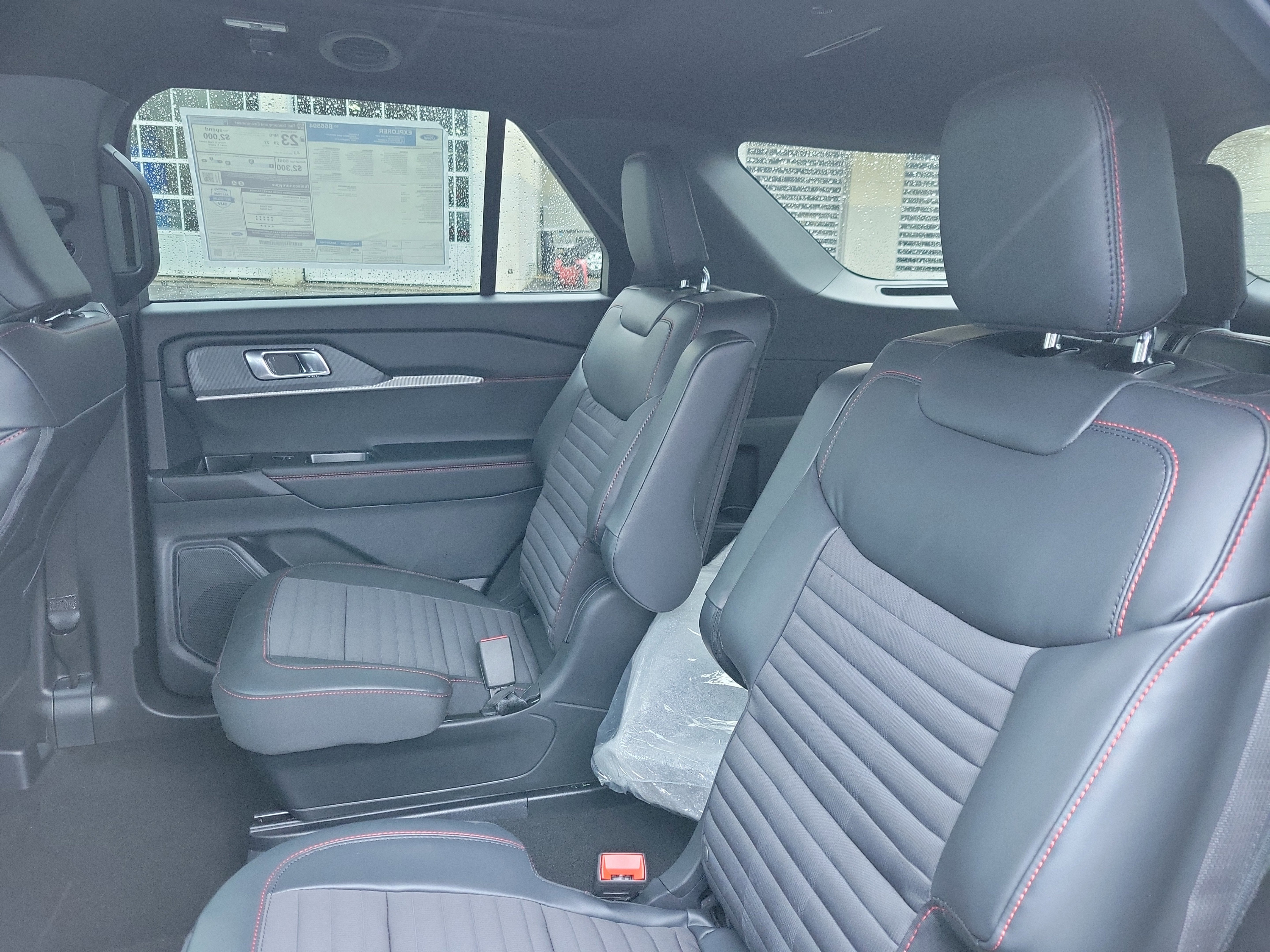 New 2025 Ford Explorer ST-Line w/ Premium Package image 9