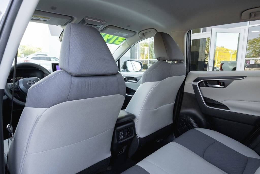 Certified 2024 Toyota RAV4 XLE image 25