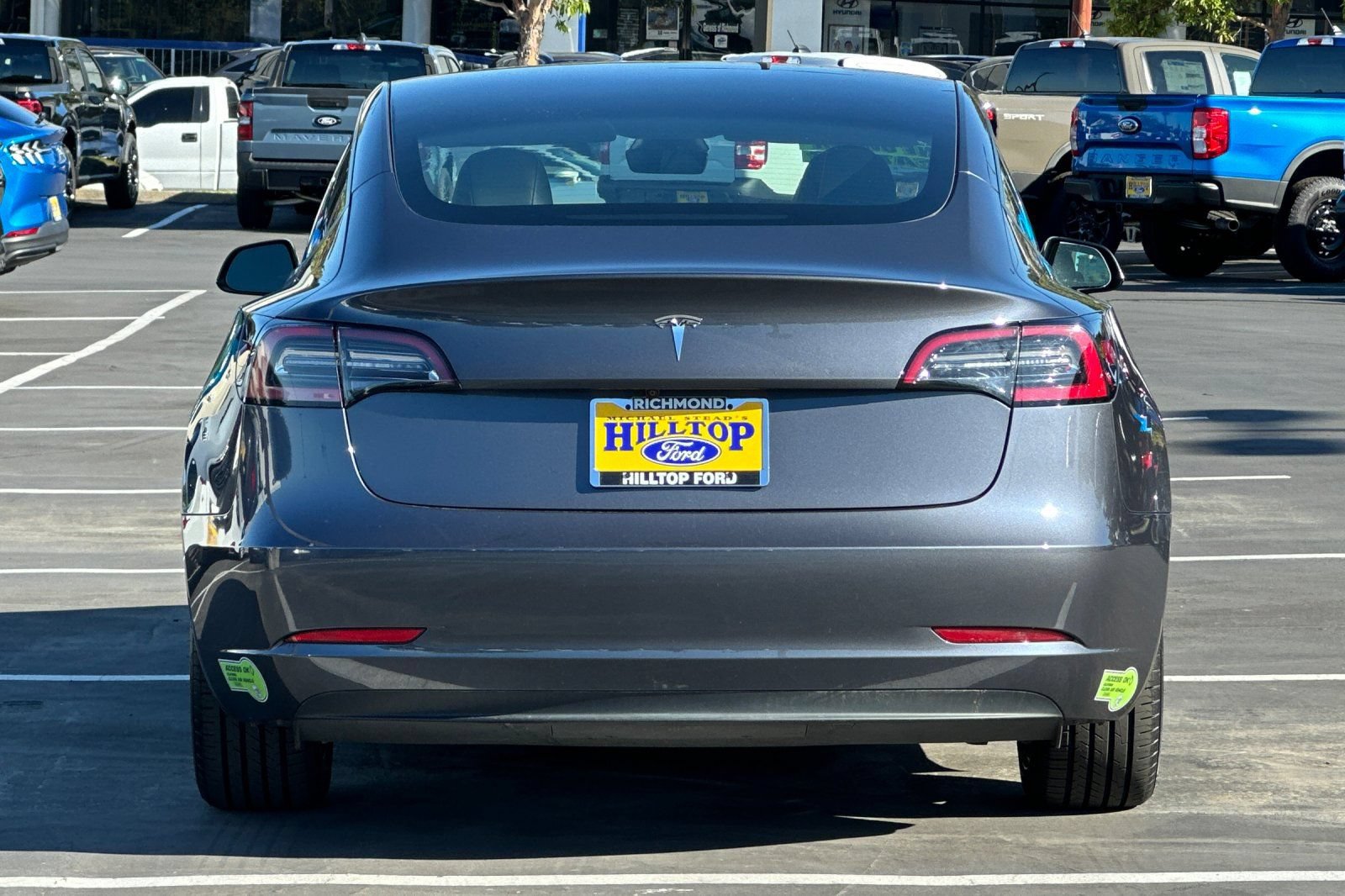 Used 2023 Tesla Model 3 Standard Range RWD image 5