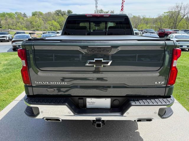 Used 2025 Chevrolet Silverado 1500 LTZ w/ LTZ Premium Package image 24