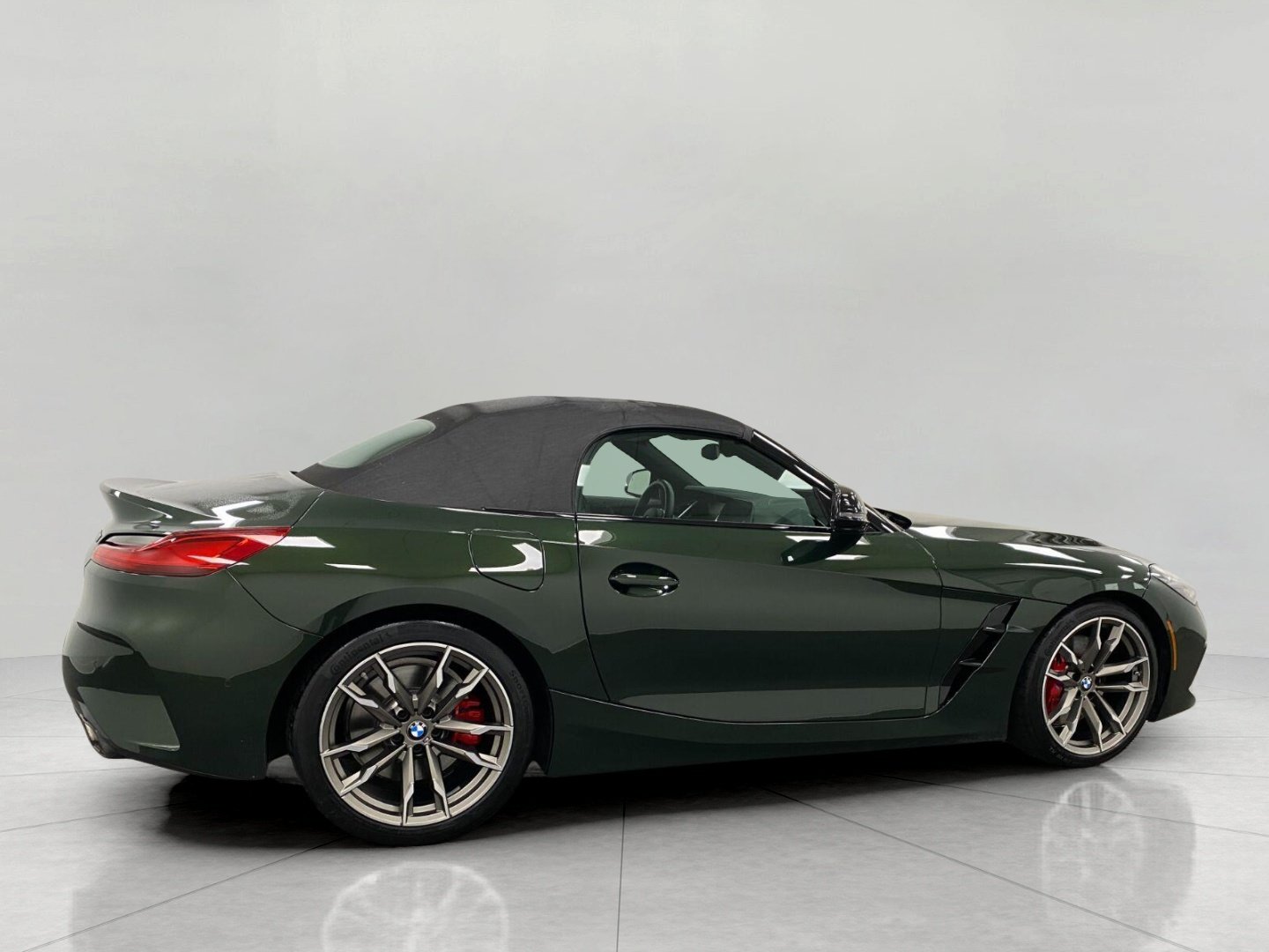 Used 2026 BMW Z4 M40i w/ Premium Package RWD image 2