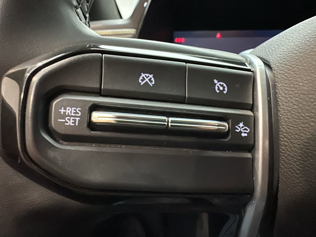 Used 2024 Chevrolet Colorado ZR2 w/ Technology Package image 20