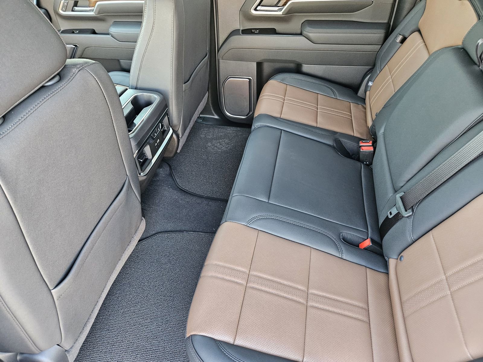 New 2026 Chevrolet Silverado 3500 High Country w/ Technology Package AWD/4WD image 27
