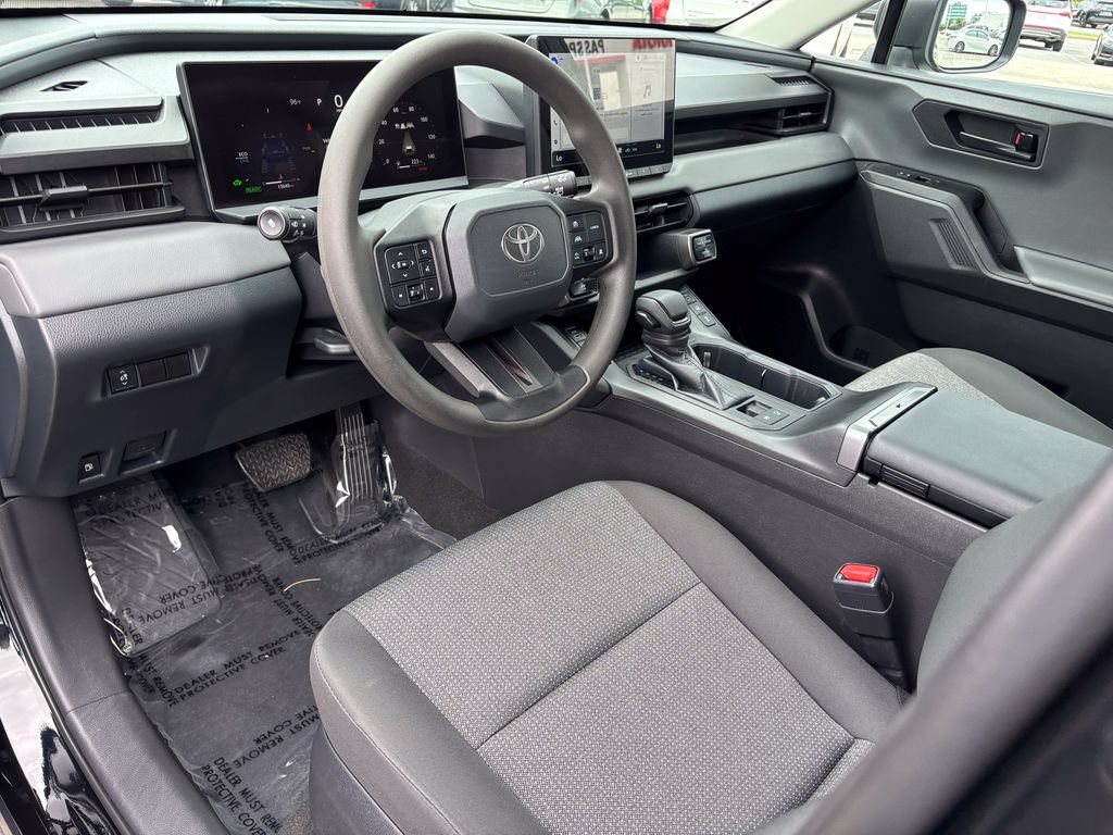 Certified 2026 Toyota RAV4 LE AWD/4WD image 18