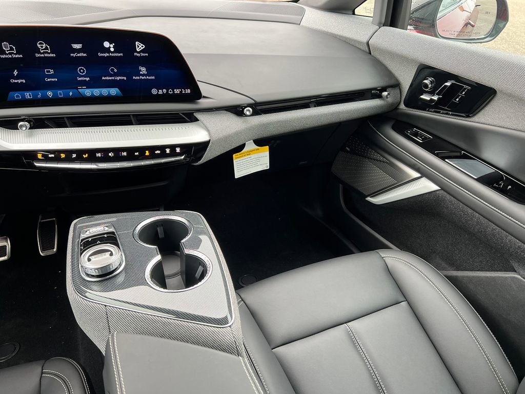 New 2026 Cadillac Optiq Sport 1 image 27